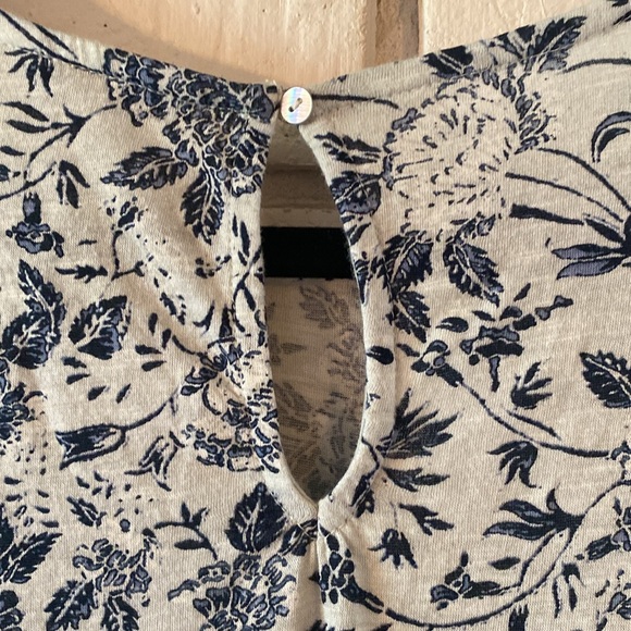 Lucky Brand Ruffle Hem Floral Long Sleeve Top - Picture 6 of 6